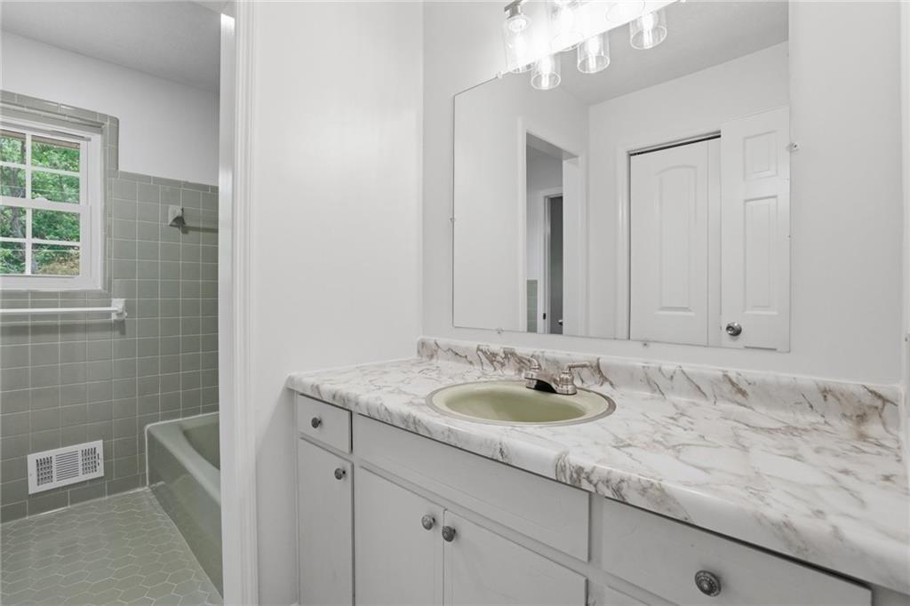128 Mcneal Road Property Photo 21