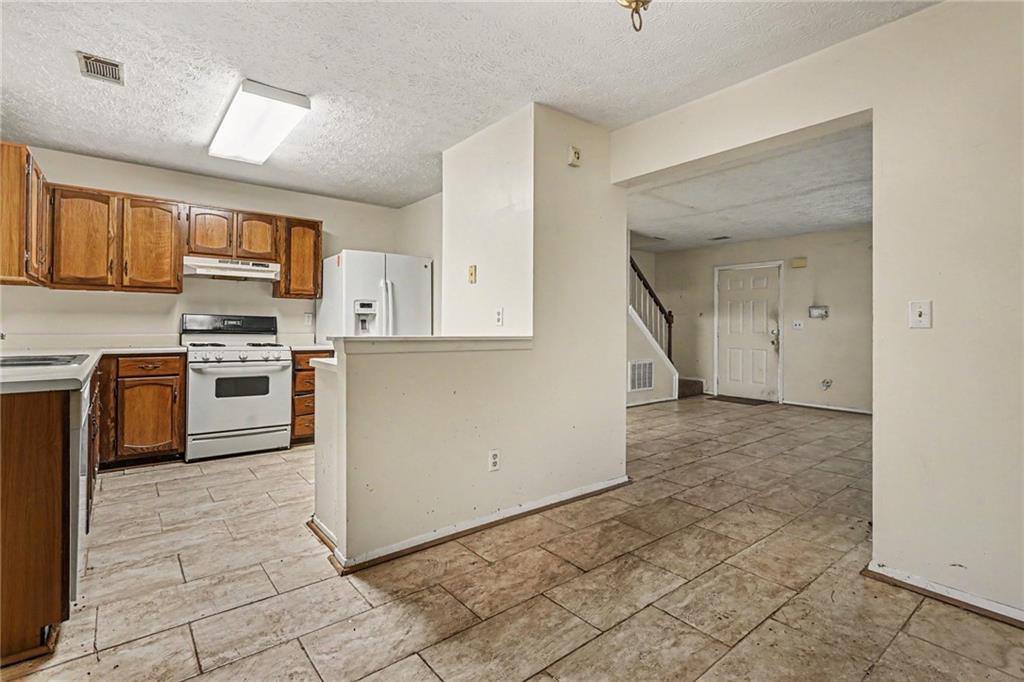 5670 Wells Circle Property Photo 13