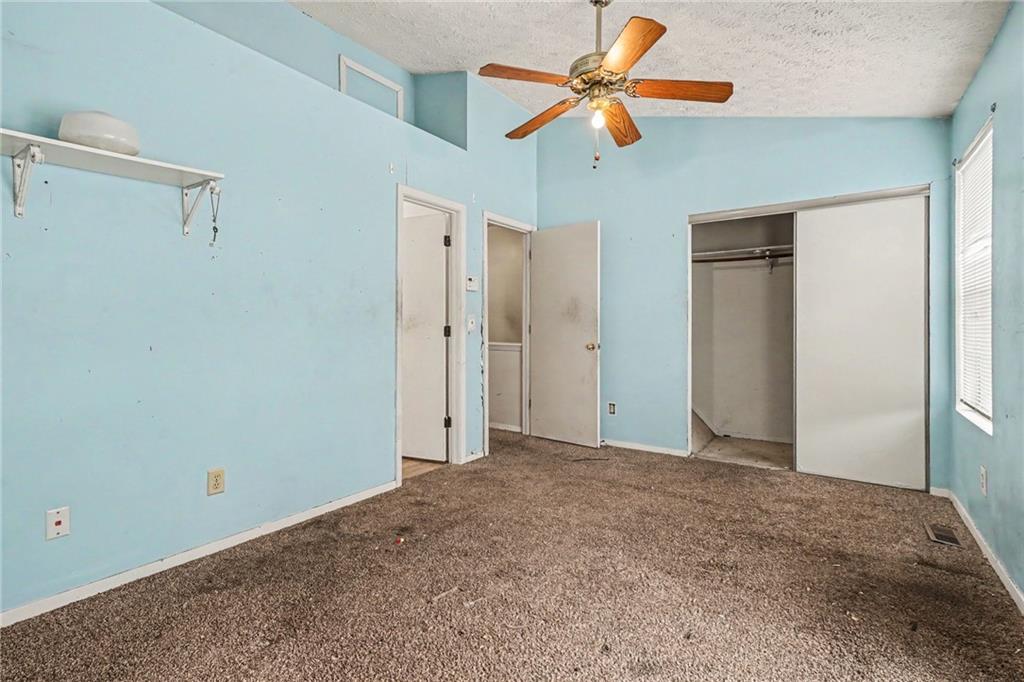 5670 Wells Circle Property Photo 21