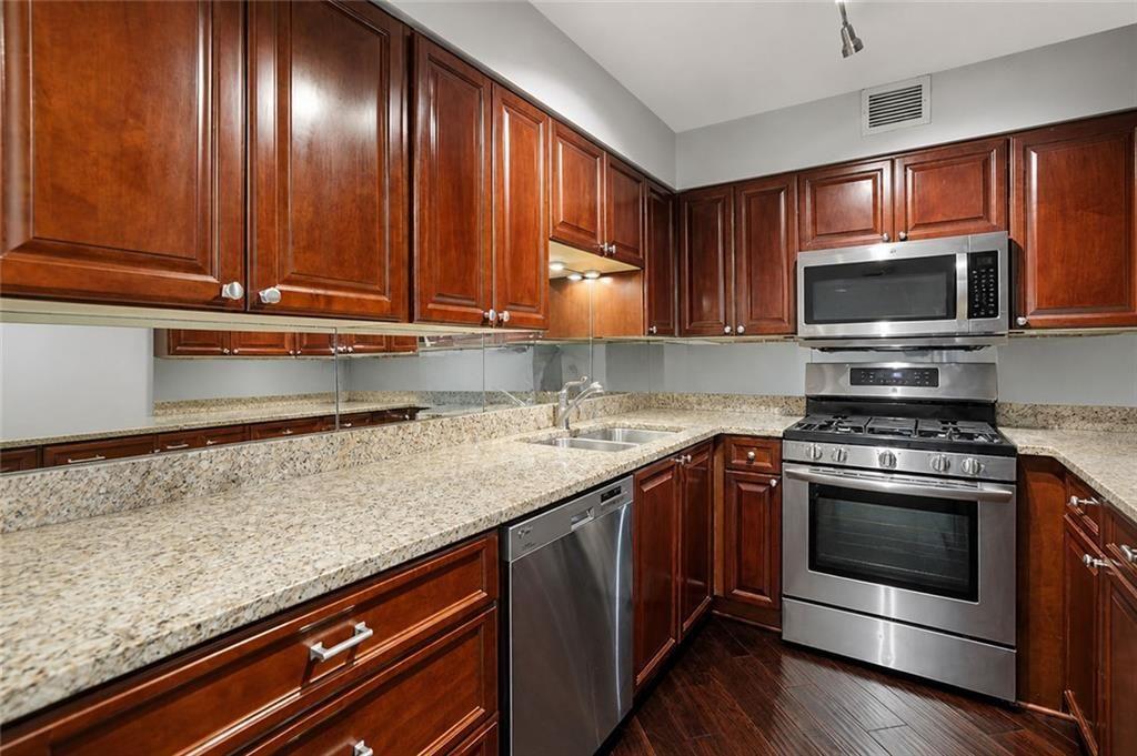 7766007 Property Photo 5