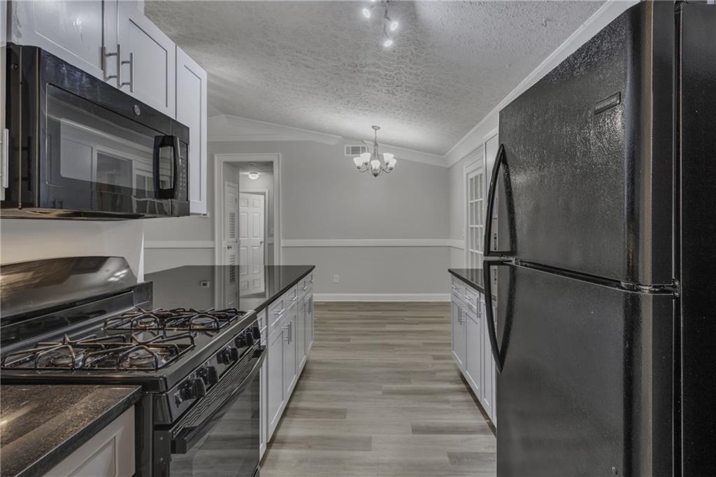 360 Hemlock Drive Property Photo 11