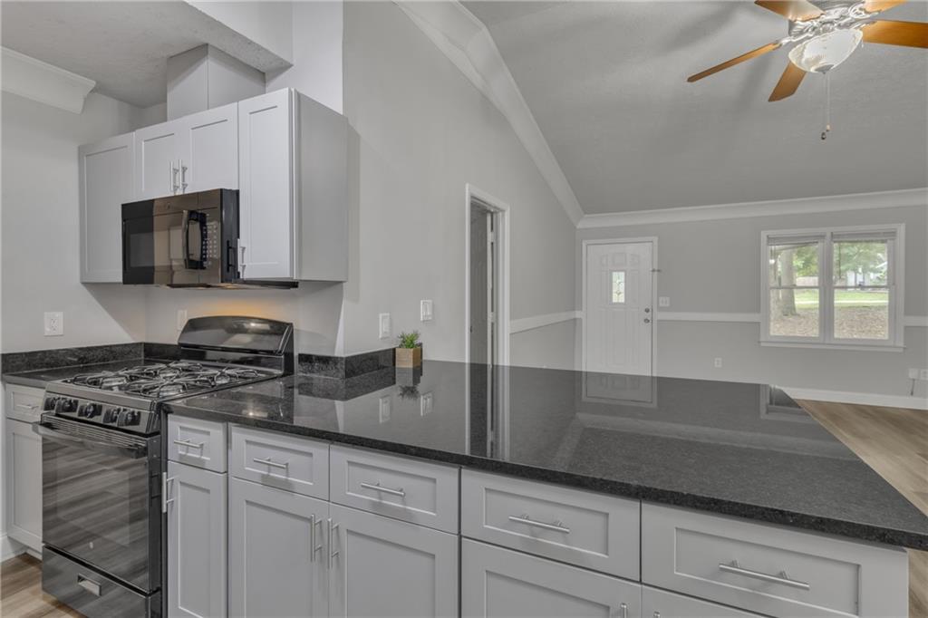 360 Hemlock Drive Property Photo 13