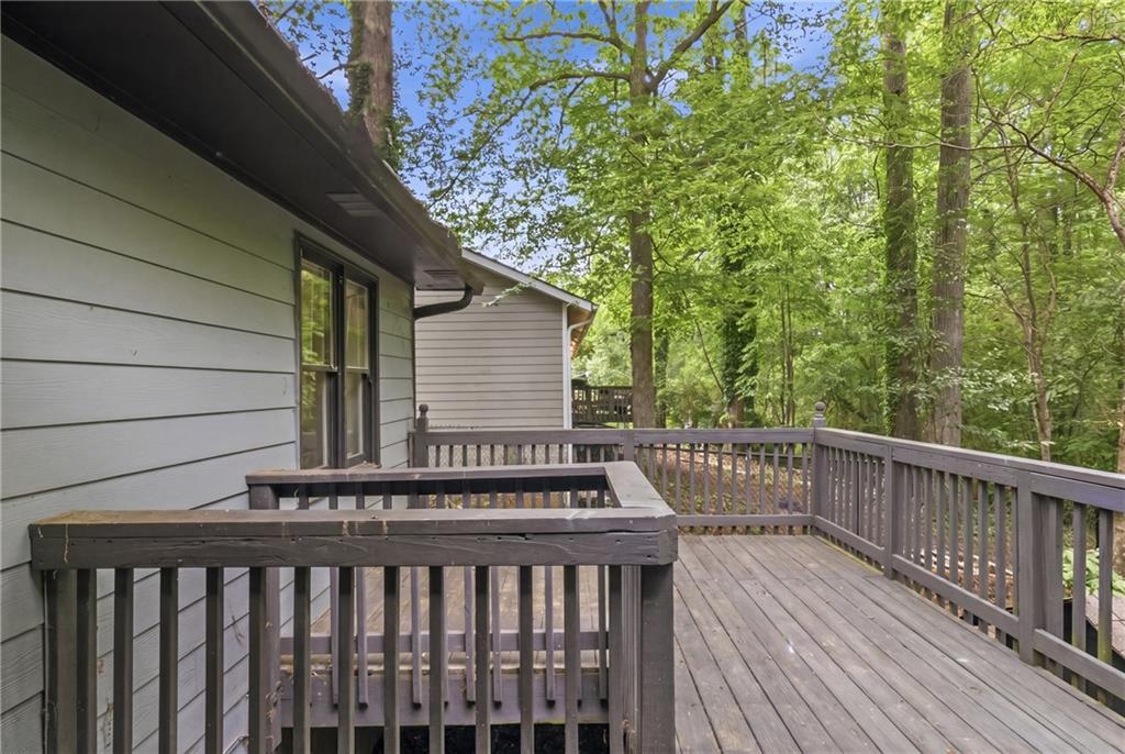 360 Hemlock Drive Property Photo 34