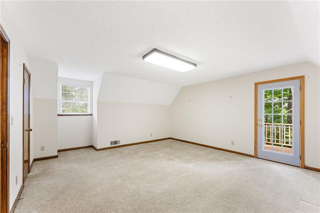 7766264 Property Photo 9