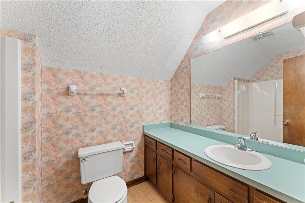 7766264 Property Photo 11