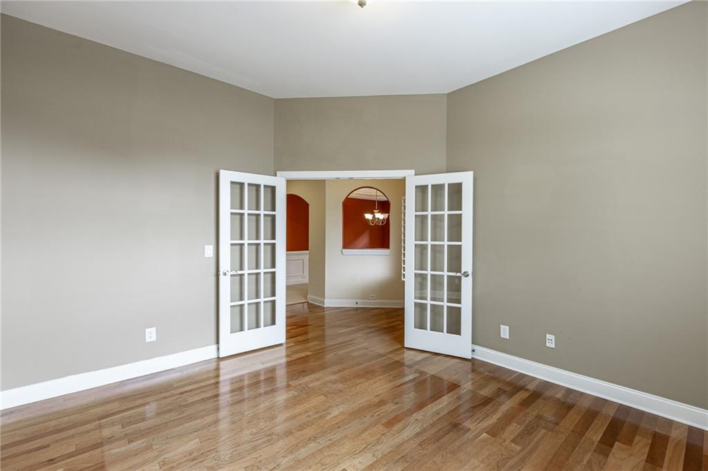 7042 Tree House Way Property Photo 9
