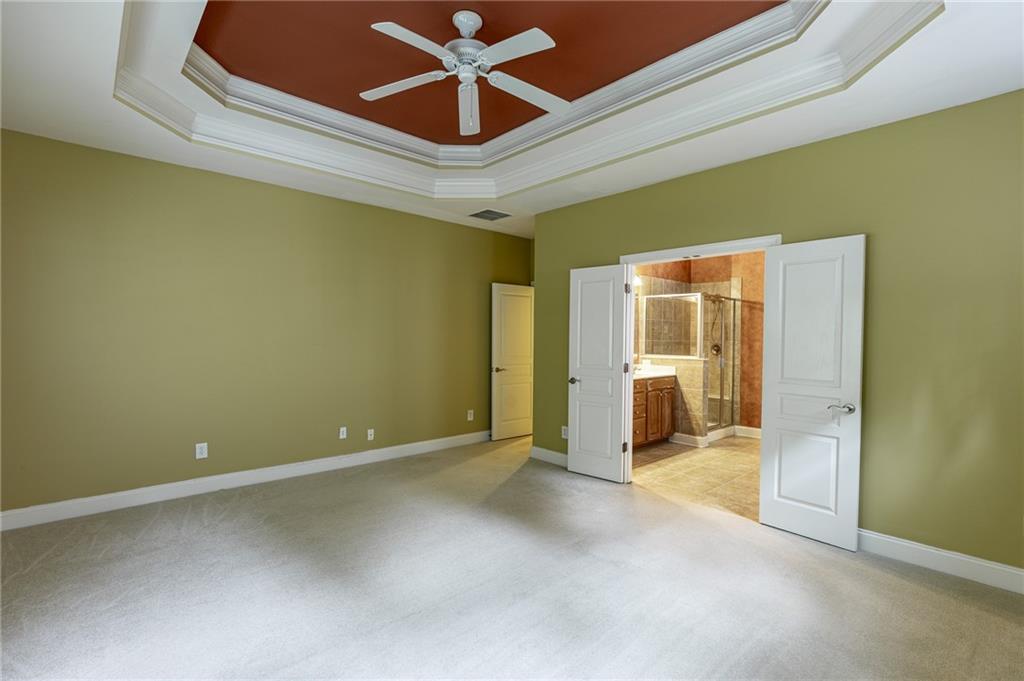 7042 Tree House Way Property Photo 28