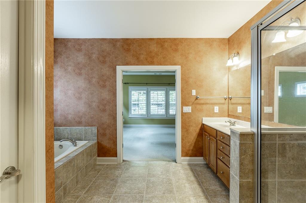 7042 Tree House Way Property Photo 32