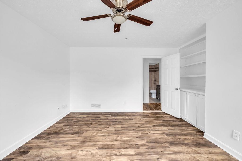 4634 Riveredge Cove Property Photo 13