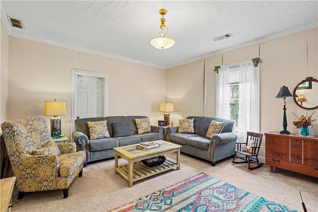 355 Inman Road Property Photo 8