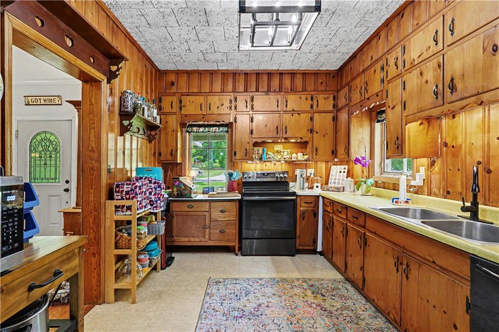355 Inman Road Property Photo 16