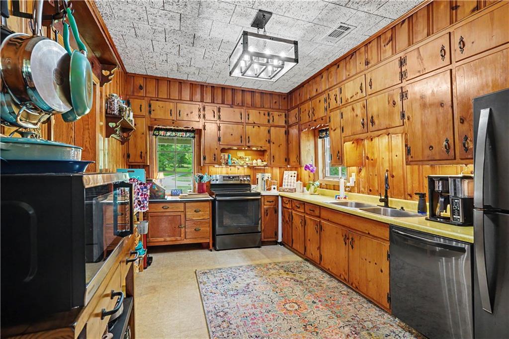 355 Inman Road Property Photo 17