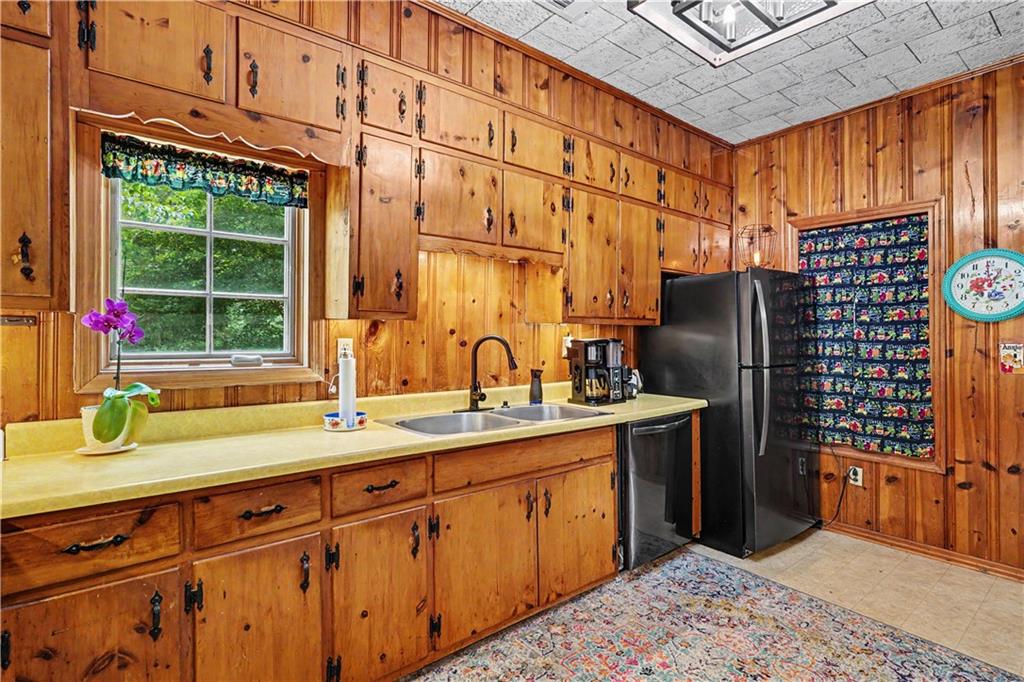 355 Inman Road Property Photo 18