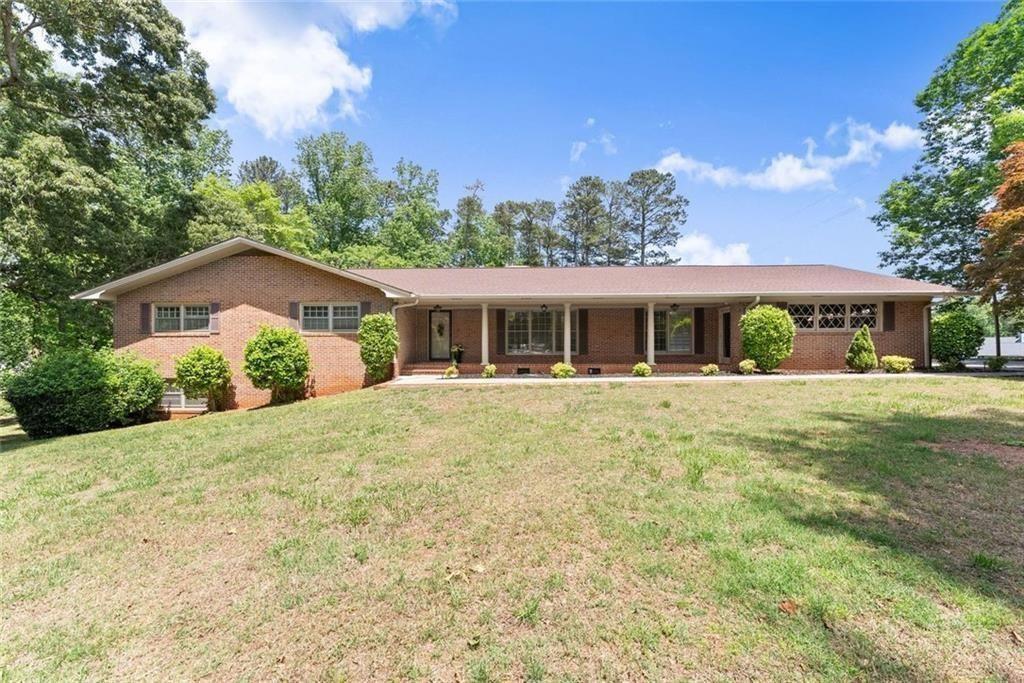 4118 Mountain View Road Property Photo 1