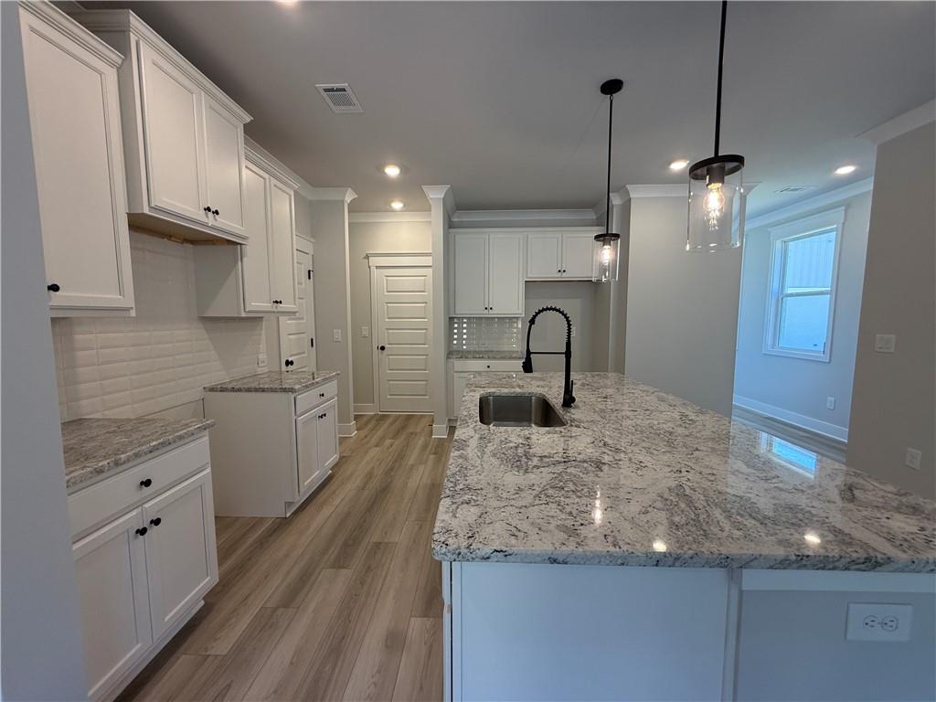 7766669 Property Photo 7