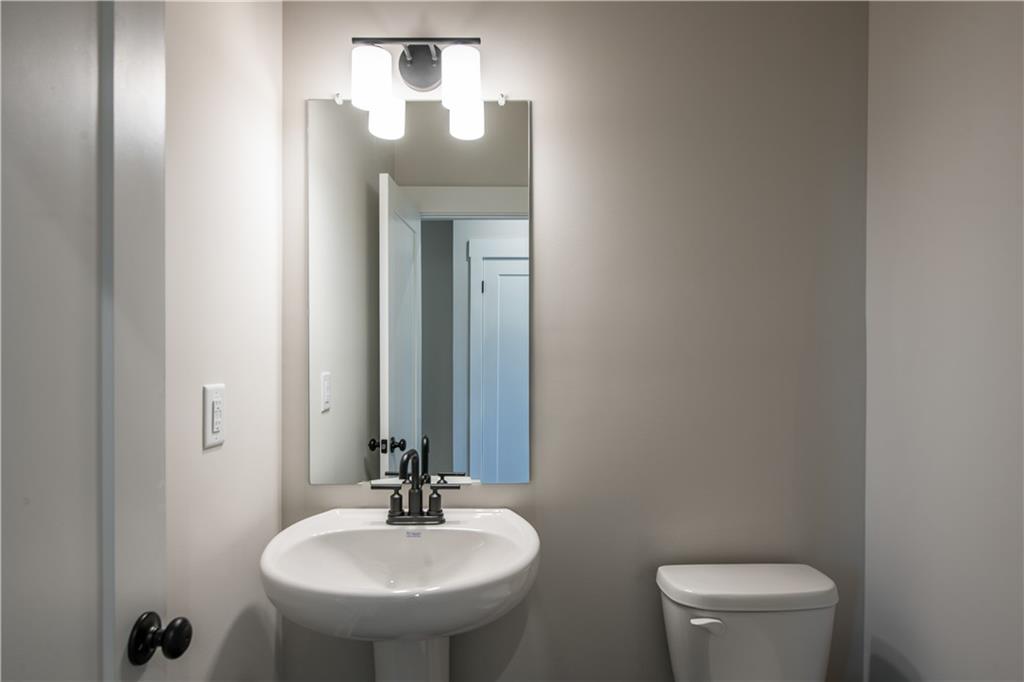 307 William Gossett Drive Property Photo 13