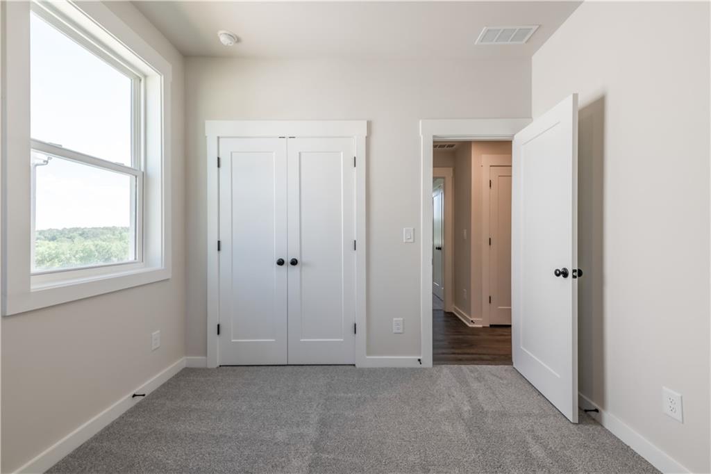 307 William Gossett Drive Property Photo 14