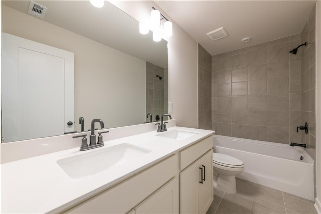 307 William Gossett Drive Property Photo 28