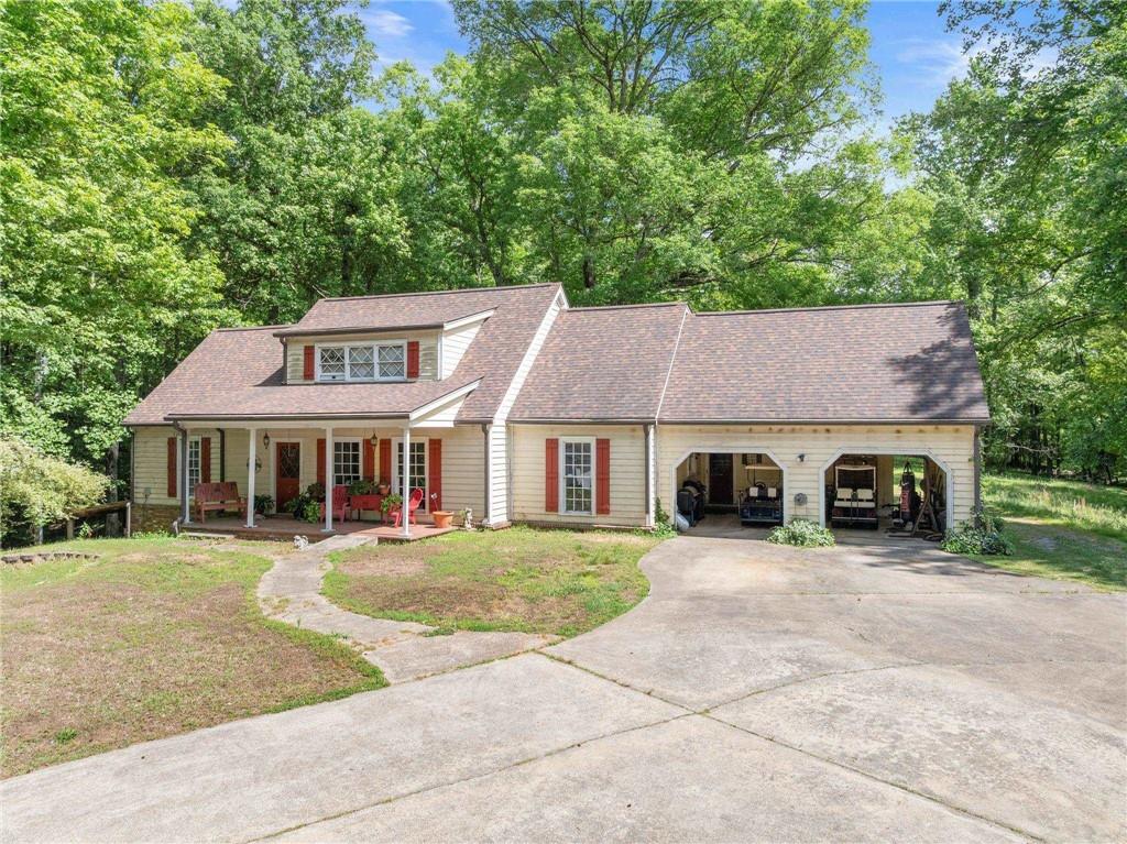5141 Strickland Road Property Photo 3