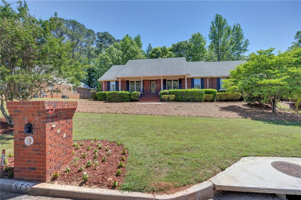 675 Se Clubland Circle Se Property Photo 1