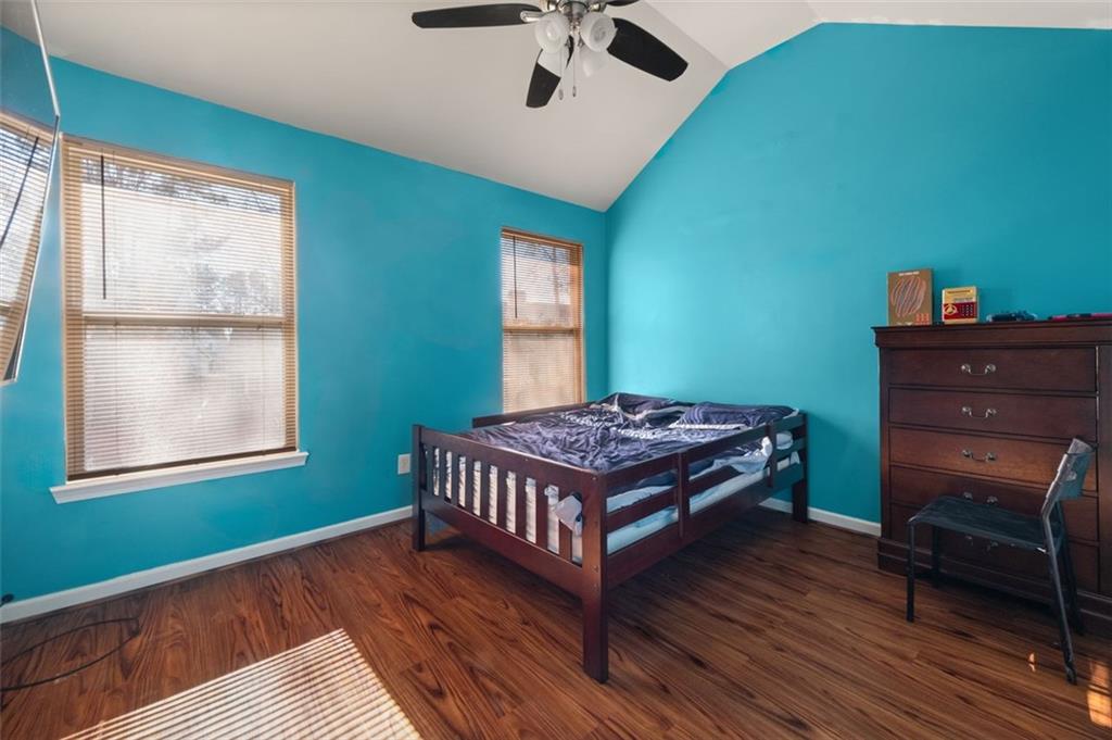250 Windsor Way Property Photo 31