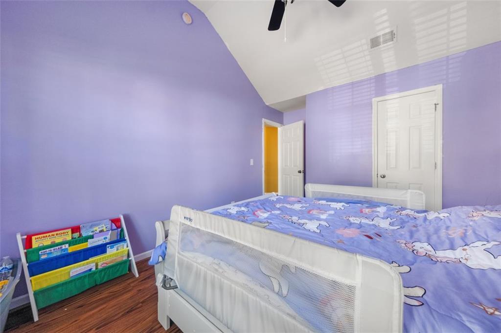 250 Windsor Way Property Photo 35