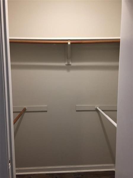 7767093 Property Photo 11