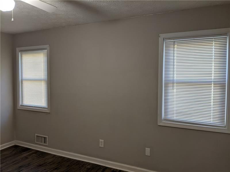 7767093 Property Photo 12