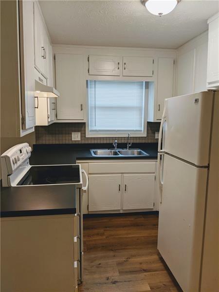 7767093 Property Photo 18