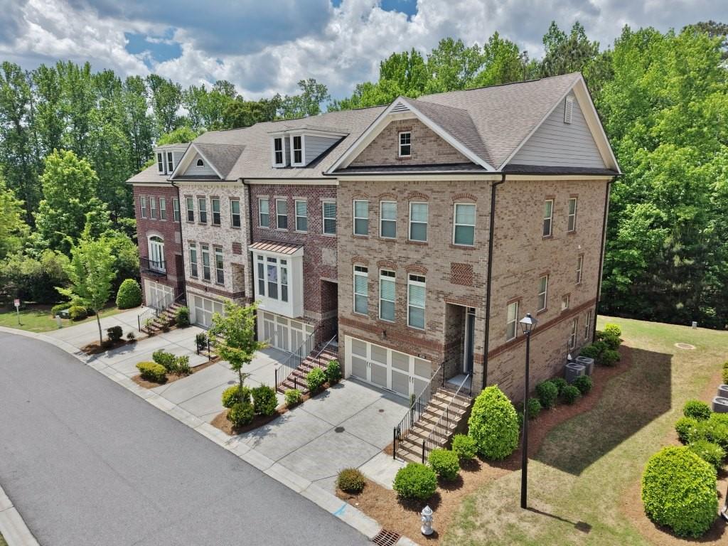 6534 Marlowe Glen Way Property Photo 3
