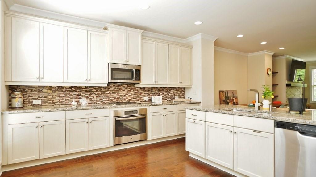 6534 Marlowe Glen Way Property Photo 12