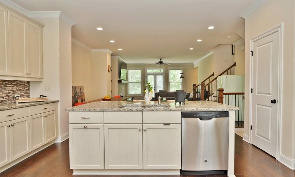 6534 Marlowe Glen Way Property Photo 13