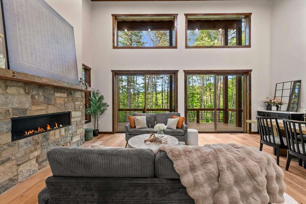 42 Rolling Rapids Property Photo 23