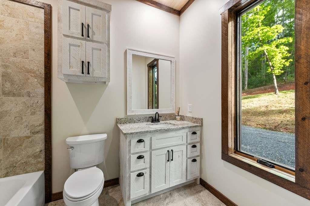 42 Rolling Rapids Property Photo 37