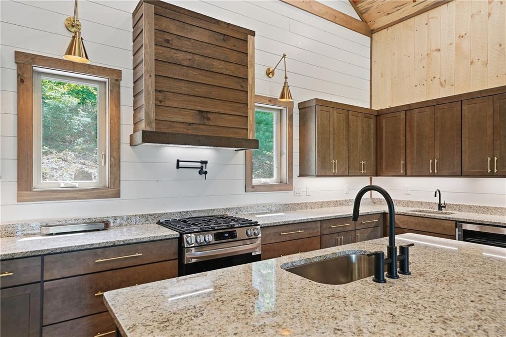 148 Virginia Drive Property Photo 17
