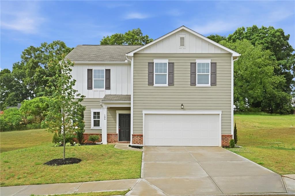 186 Pond Court Property Photo 1