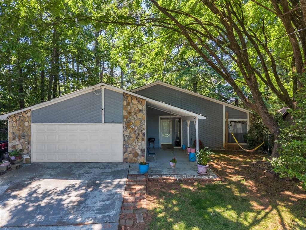 1462 Country Downs Drive Property Photo 1