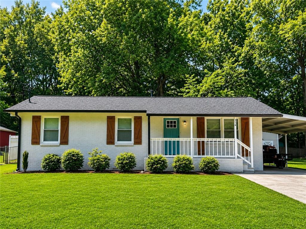 516 Landers Street Property Photo 2