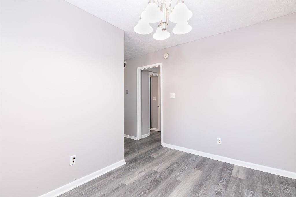 501 Carlton Road Unit 2e Property Photo 10
