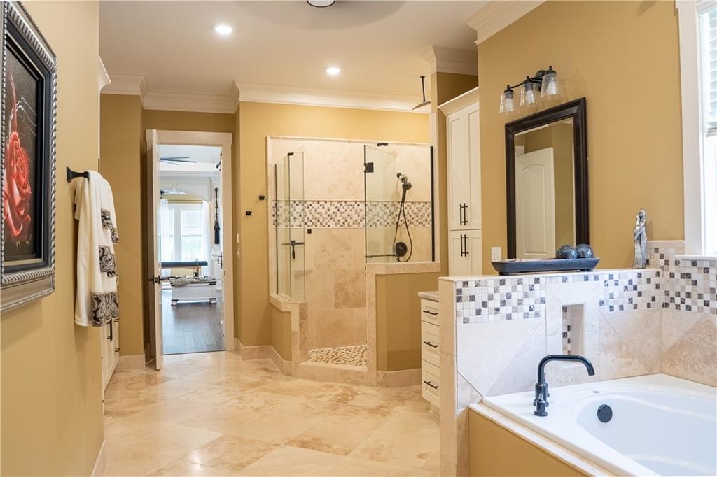 5888 Cobbham Road Property Photo 42