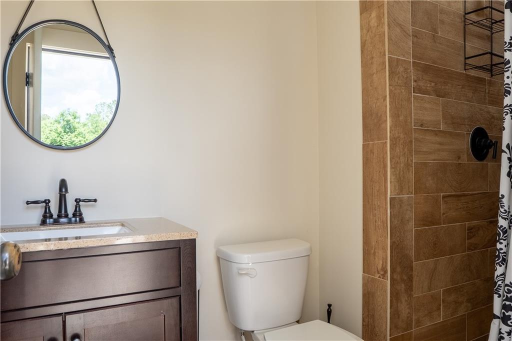 5888 Cobbham Road Property Photo 61
