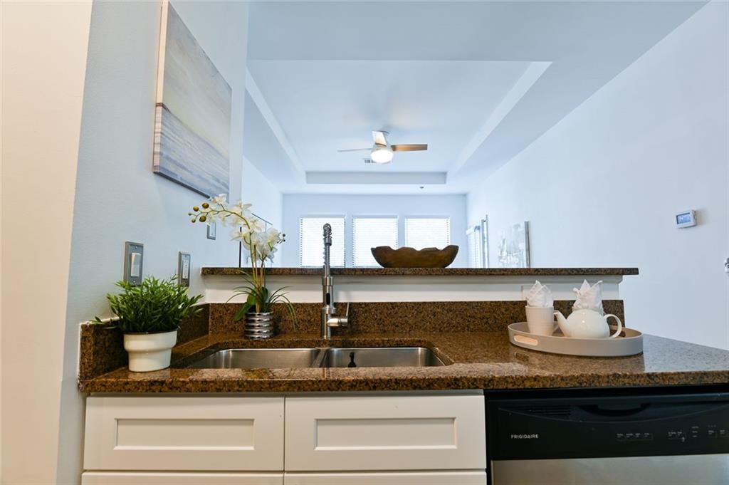 821 Ralph Mcgill Boulevard Ne Apt 2416 Property Photo 8