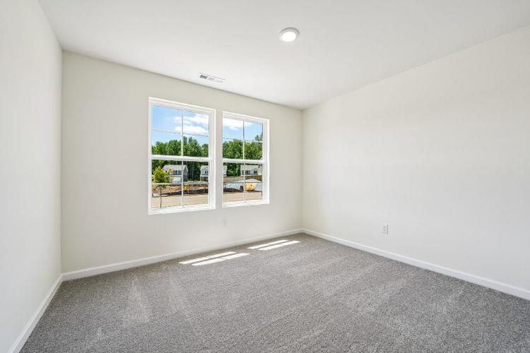 63 Rainbow Ln Property Photo 4