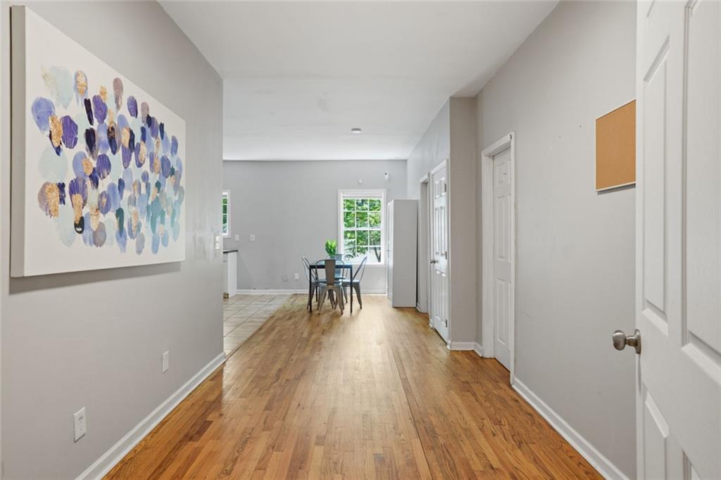 1070 Mayson Turner Road Nw Property Photo 7