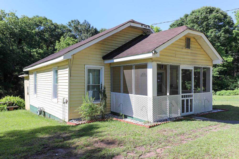 1186 E Tugalo Street Property Photo 2