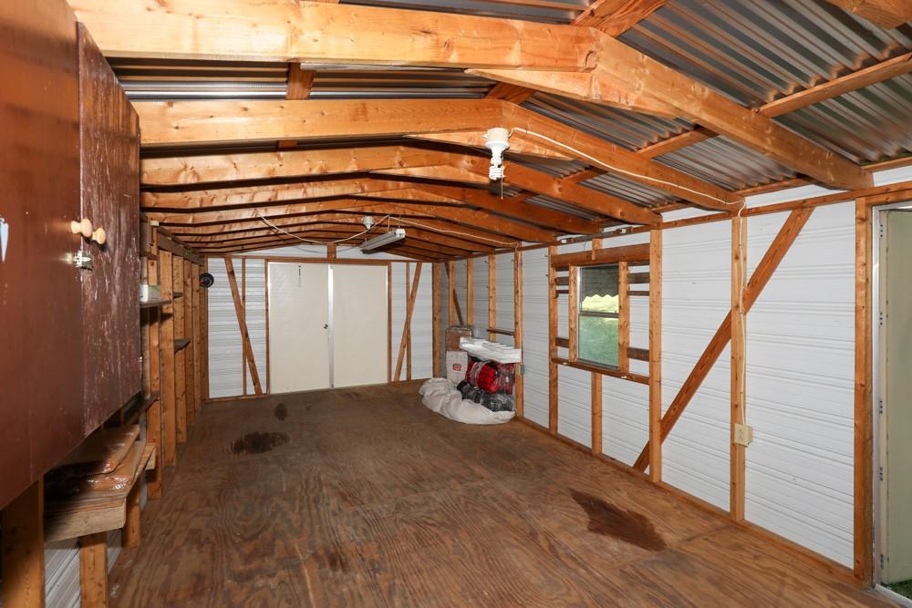 1186 E Tugalo Street Property Photo 11