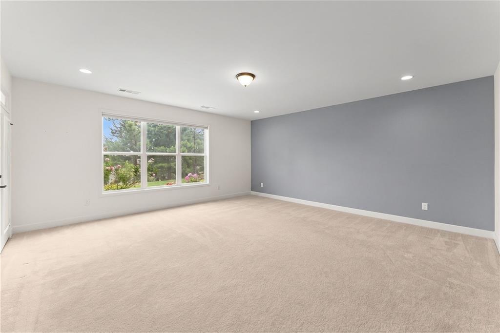 3913 Great Pine Drive Property Photo 31
