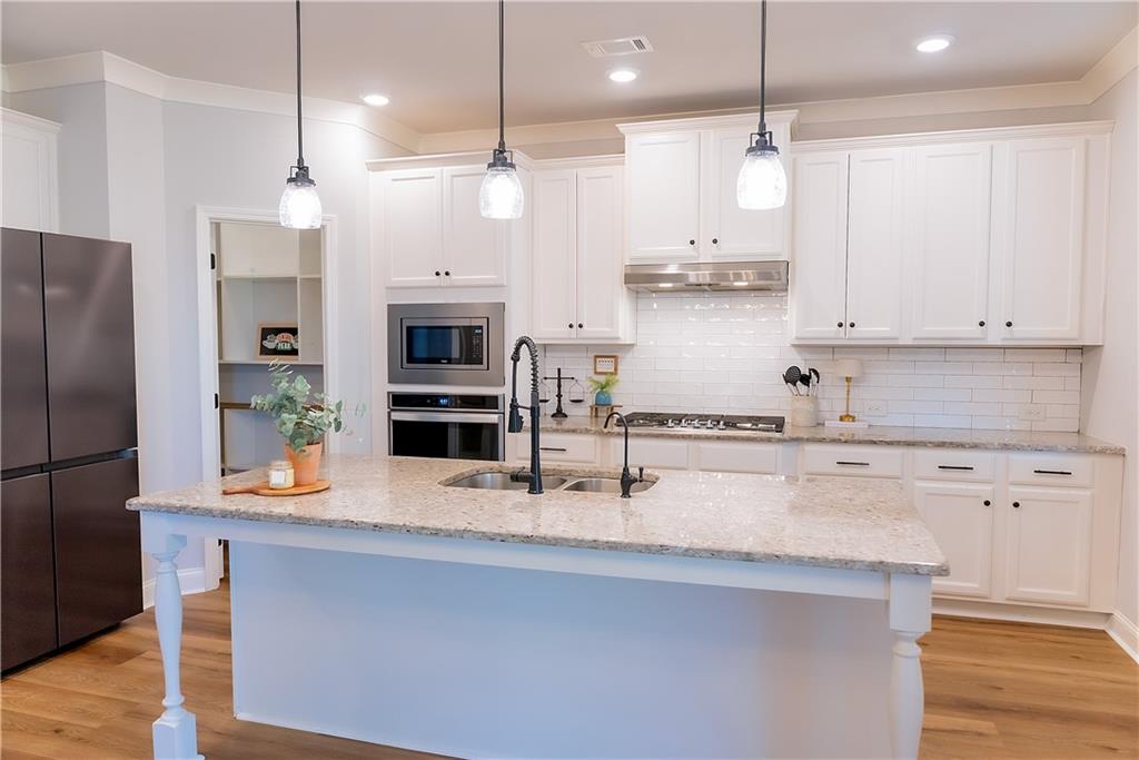 3666 Andover Way Property Photo 14