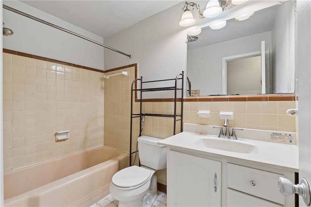 1744 Reindeer Drive Ne Property Photo 16