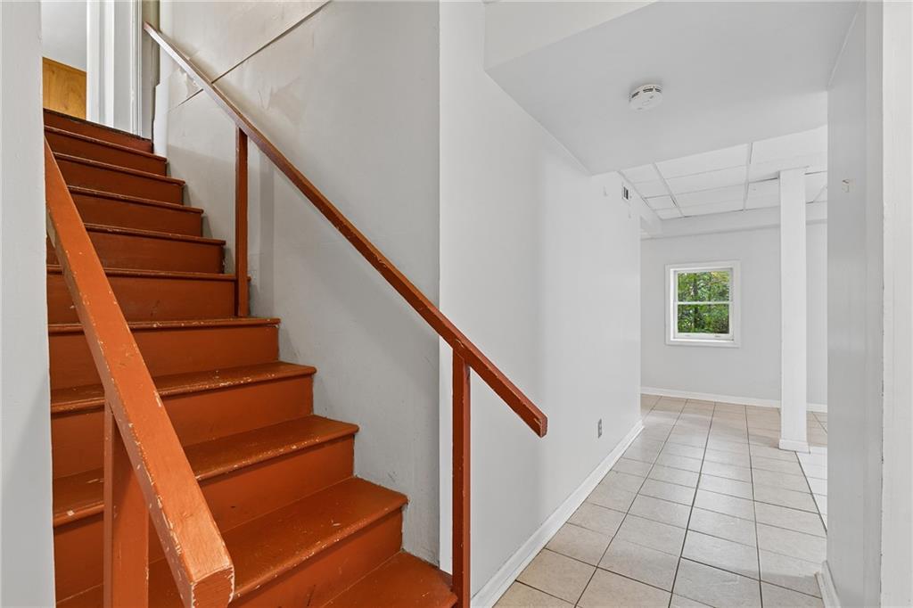 1744 Reindeer Drive Ne Property Photo 18
